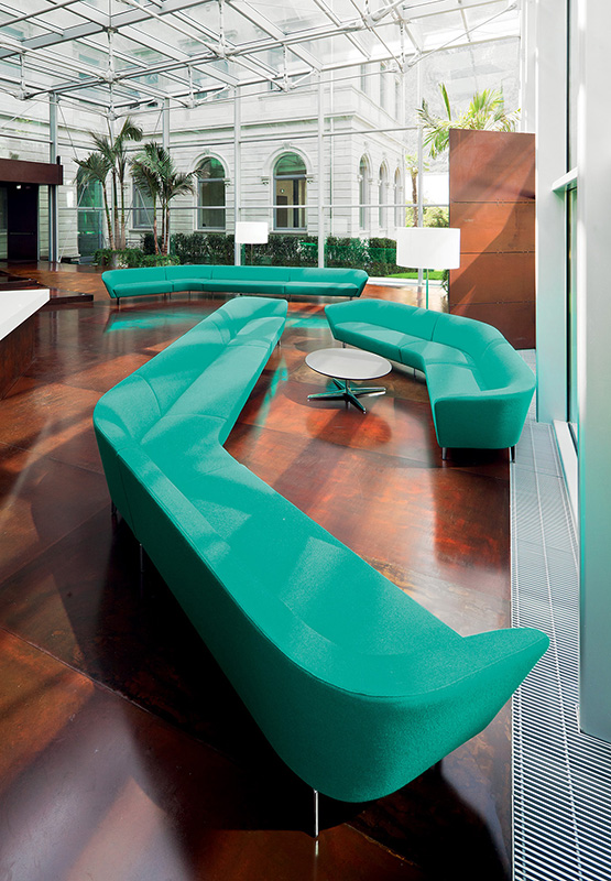 开云（中国） - 桌几|咖啡桌|办公家具|设计师家具|Eolo 茶几/咖啡桌